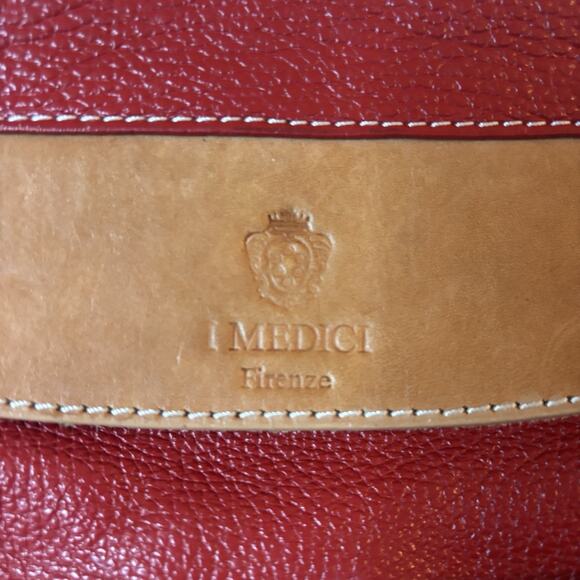 I Medici Firenze Italian Pebbled Leather Red with Camel Tan Trim Shoulder Bag - Picture 3 of 8
